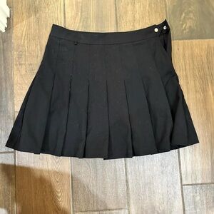 Pleated mini skirt
